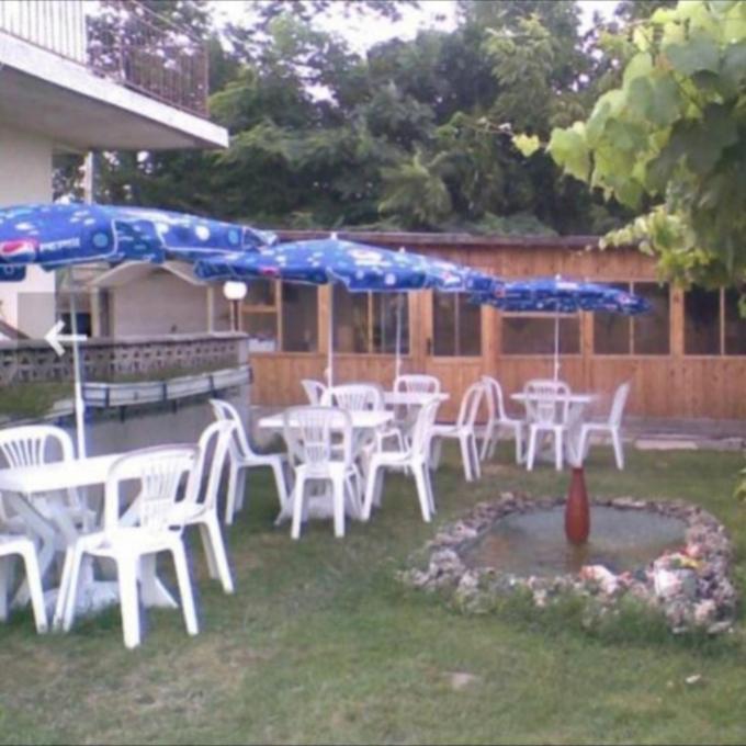 Krimski Guest House And Bungalows Byala  Extérieur photo